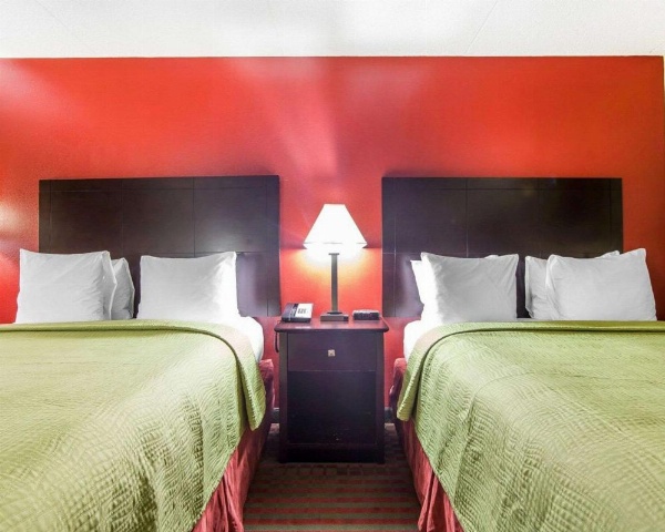 Quality Inn West image 19